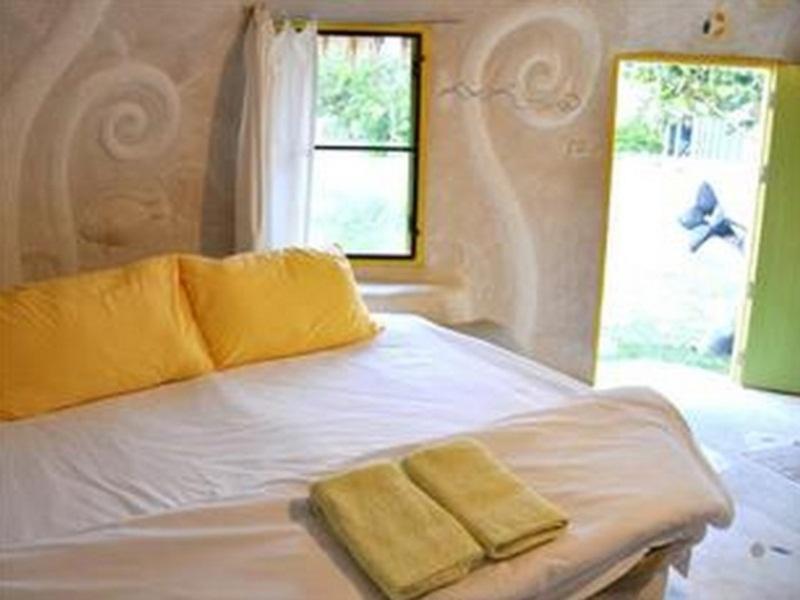 Naidee Sculptured Huts Hotel HHQ Buitenkant foto